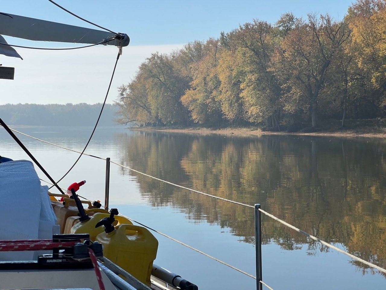 Day 5: Hennepin, IL to Peoria (Illinois Valley Yacht Club) - photo 2
