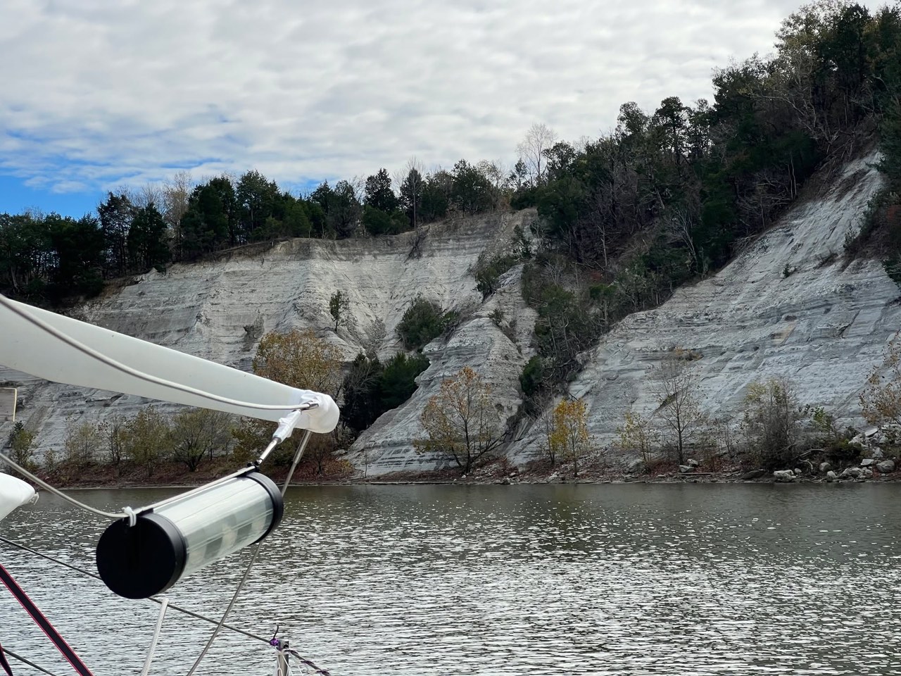 Day 28: The Metropolis of Demopolis - photo 8