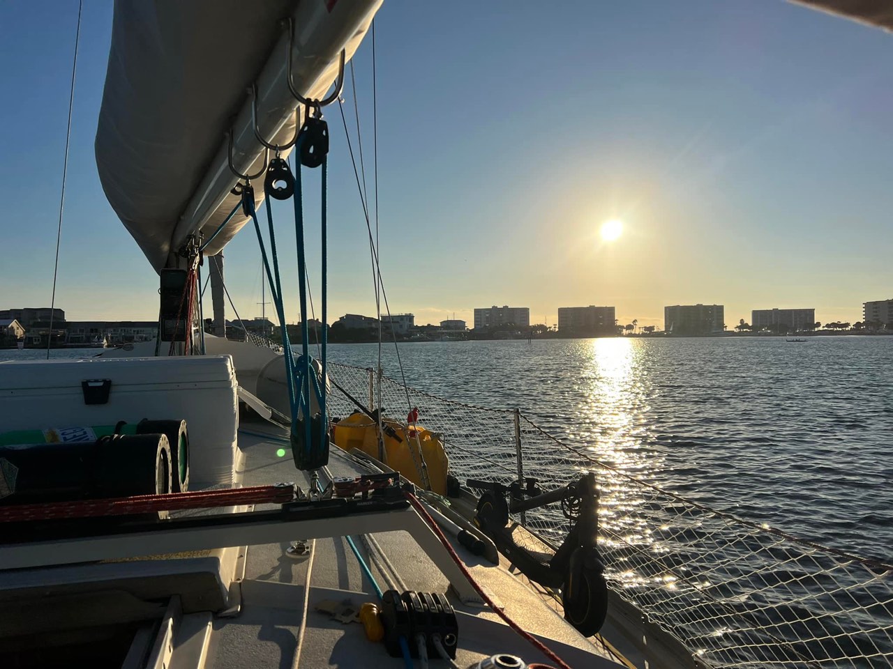 Day 34: Dolphins, Low Bridges, and a nice anchorage - photo 3