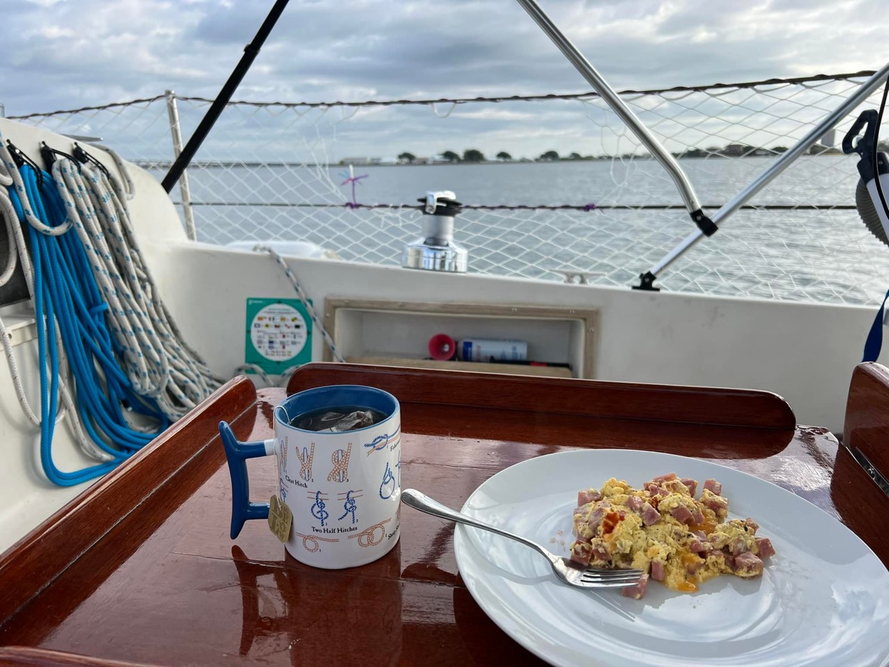 Day 34: Dolphins, Low Bridges, and a nice anchorage - photo 5