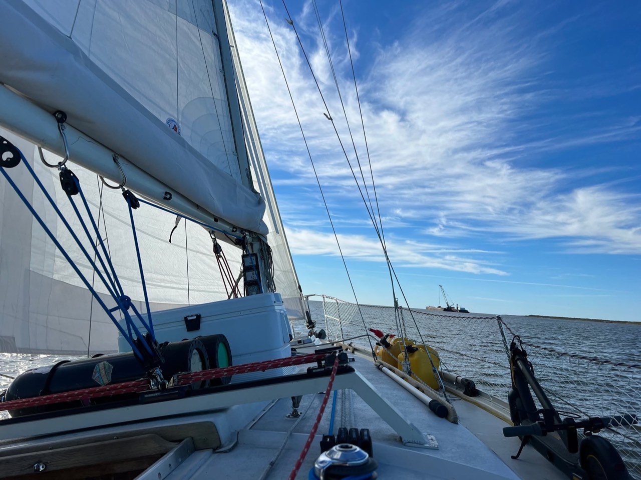 Day 34: Sails go up, smiles come out - photo 3