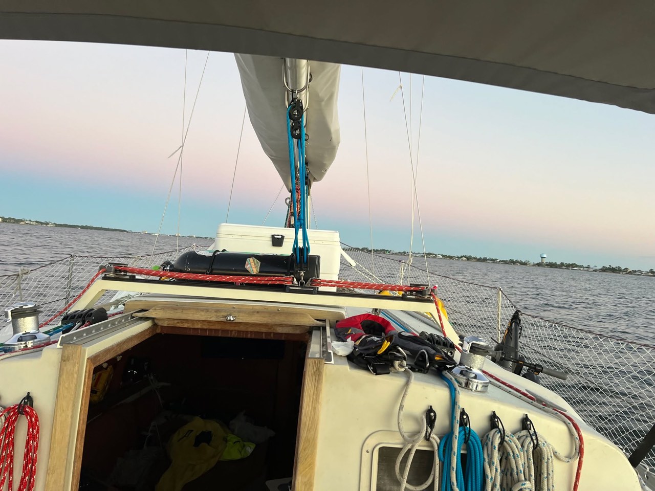 Day 34: Sails go up, smiles come out - photo 14