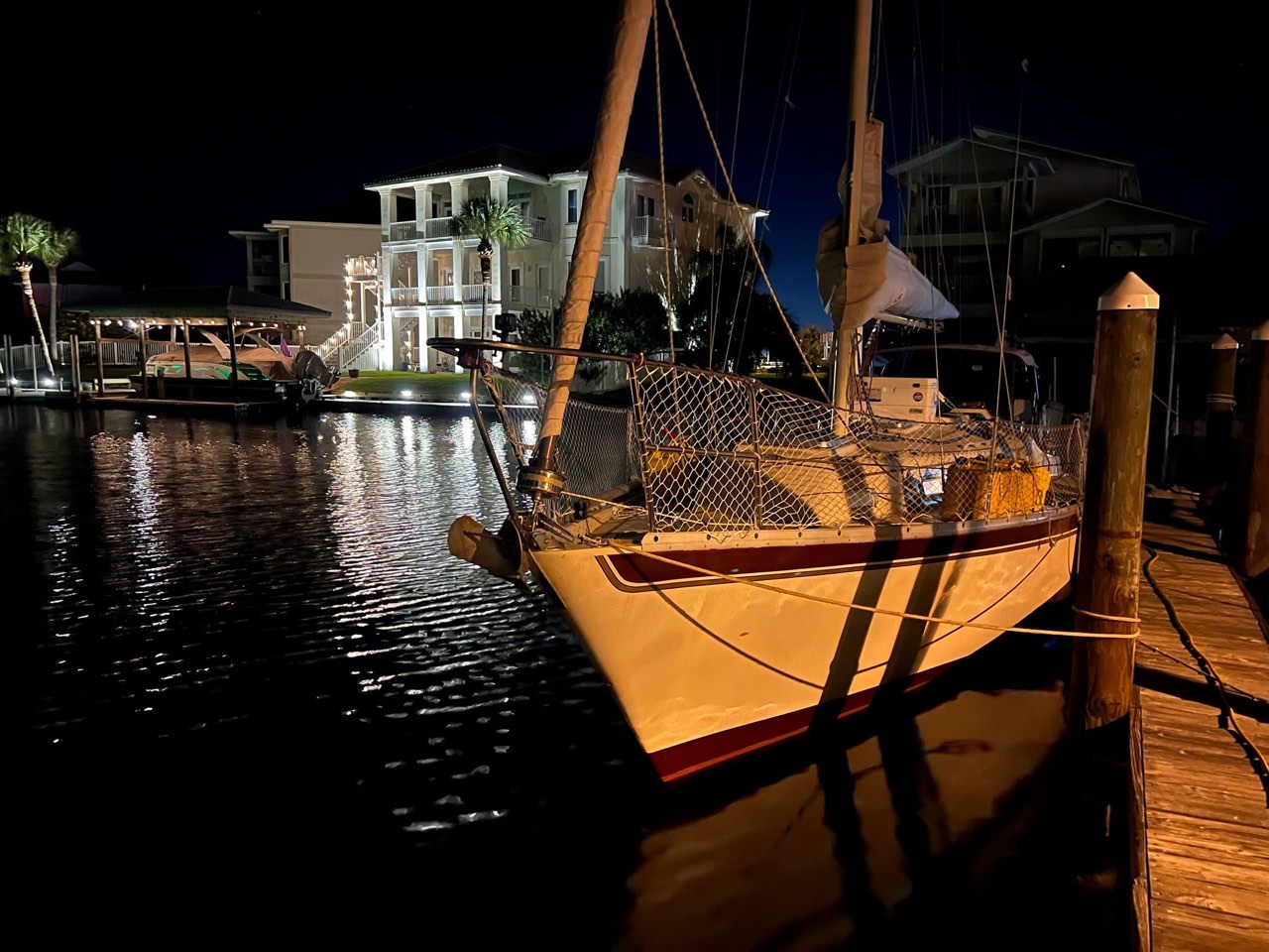Day 34: Sails go up, smiles come out - photo 21