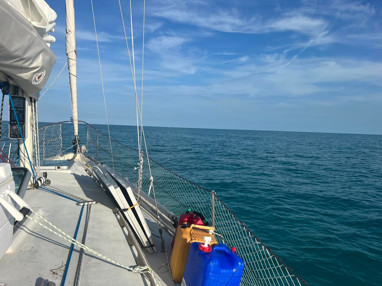What started as a wonderful sailing day slowly diminished into a motoring… - photo 4