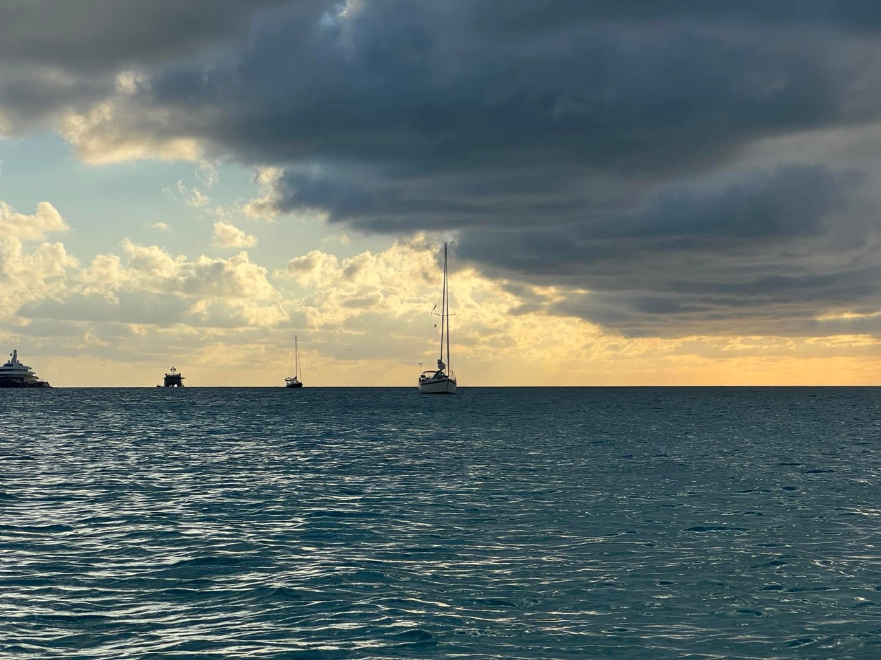 Our last day here in Highbourne Cay, headed south tomorrow - photo 5