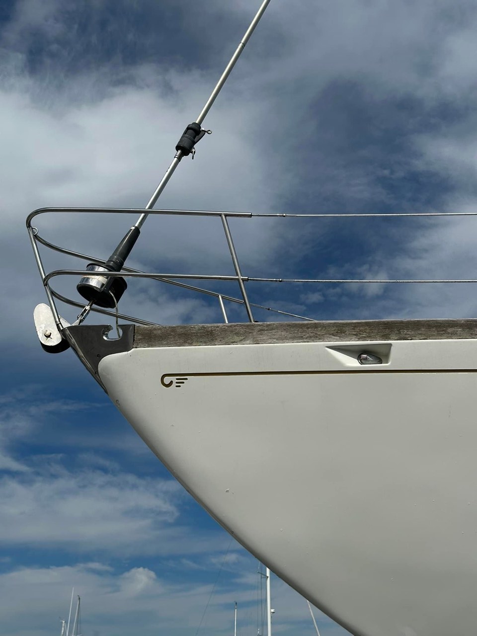 “Something bout a boat, sitting on the sea, out there in the wind, floating… - photo 4