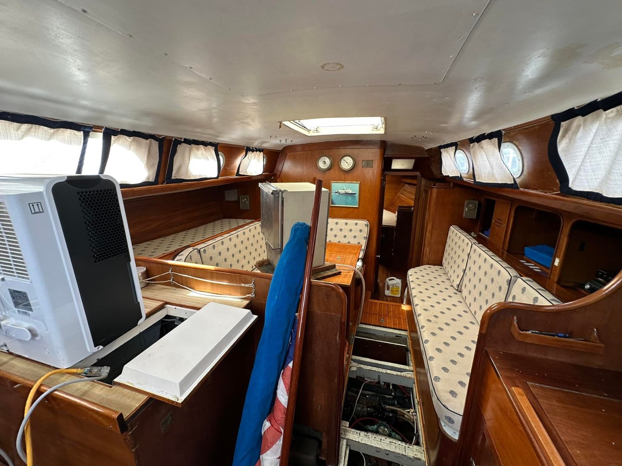 “Something bout a boat, sitting on the sea, out there in the wind, floating… - photo 9