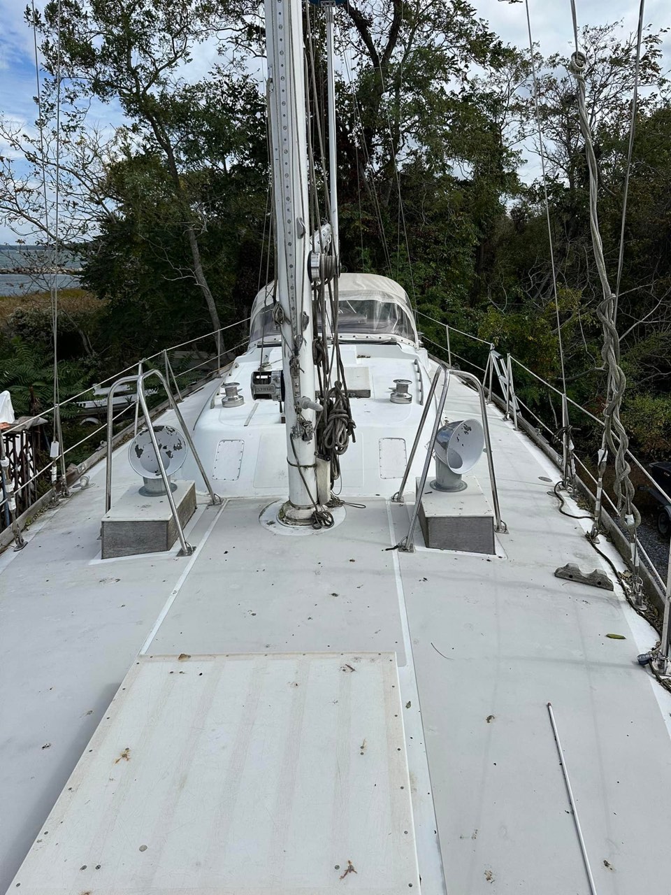 “Something bout a boat, sitting on the sea, out there in the wind, floating… - photo 15
