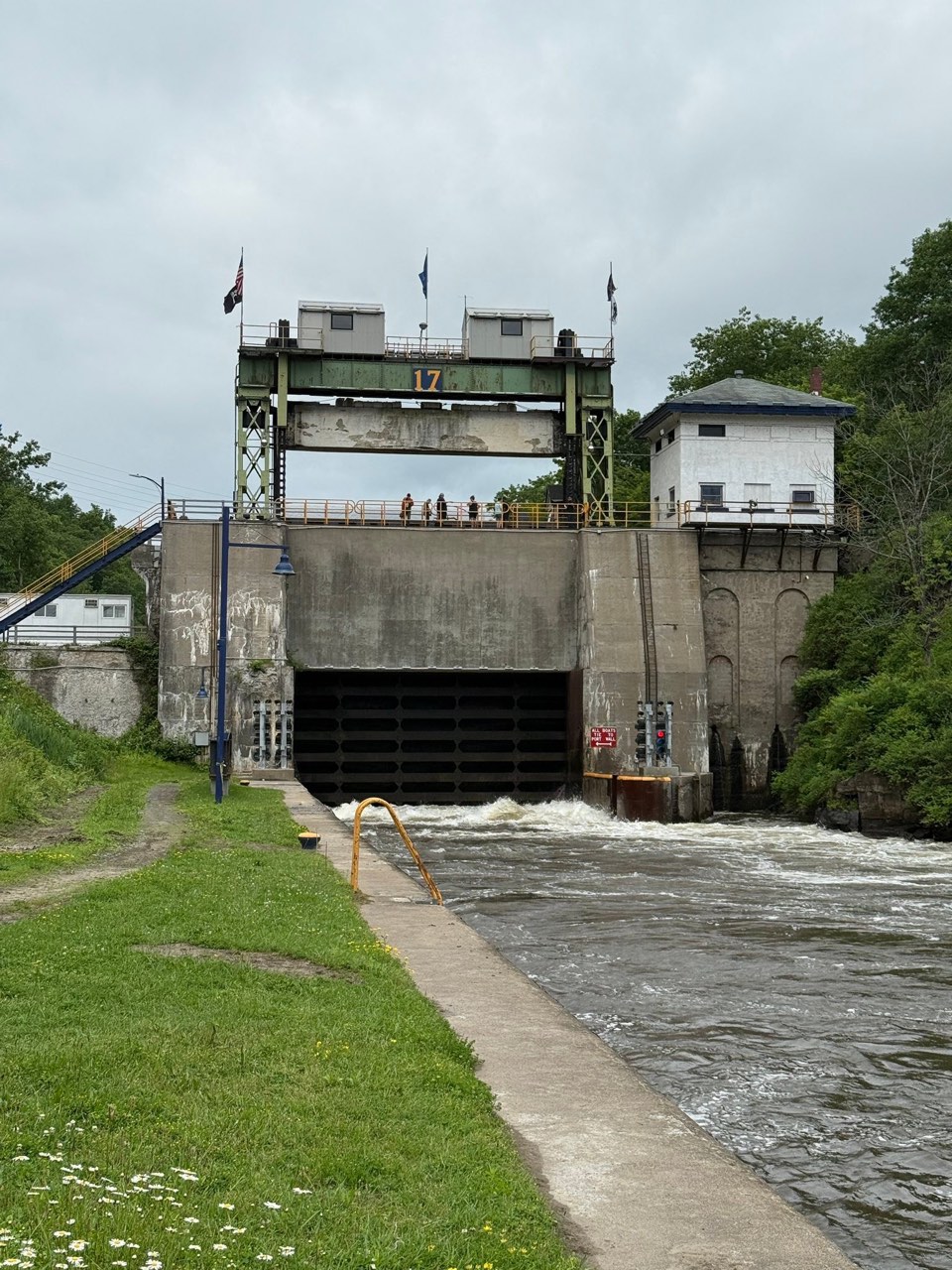 We are trucking along on the Erie Canal - photo 5