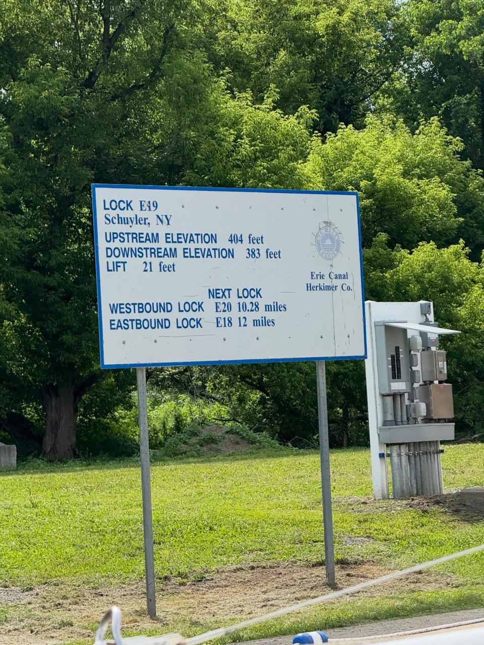 The Erie Canal was a mostly uneventful 6 days of many locks each day - photo 6